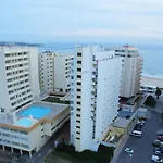 Rocha Tower 16a Apartman *