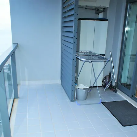 Rocha Tower 16a