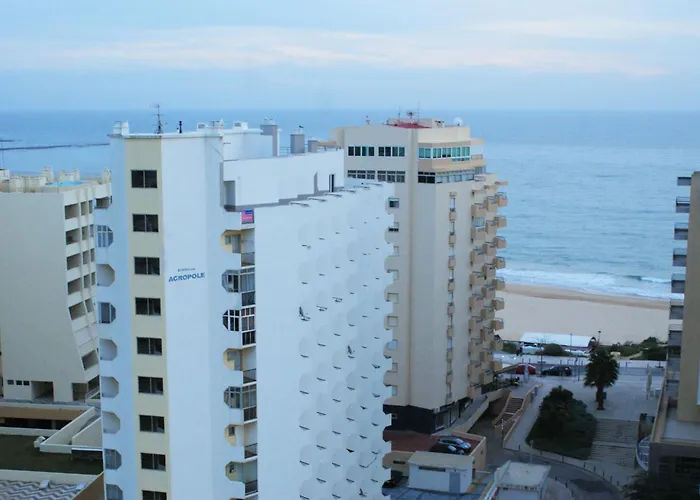 Lägenhet Rocha Tower 16a *