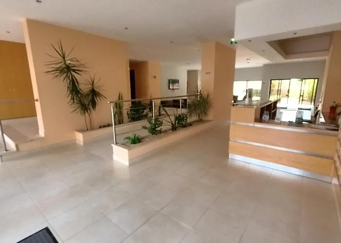 Rocha Tower 16a Lägenhet *